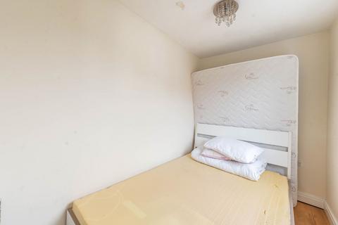 Vicars Bridge Close, Alperton, Wembley, HA0
