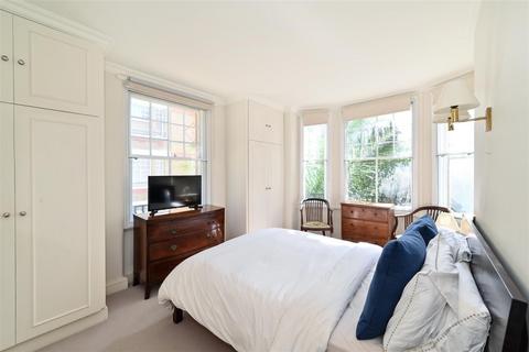3 bedroom apartment to rent, Walton Street, London, SW3