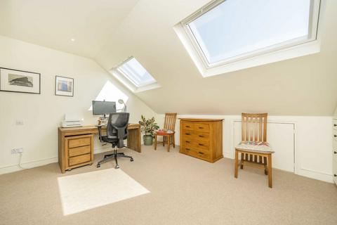 10 Acris Street, London, SW18 2QP