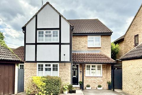 4 bedroom detached house for sale, Hopkins Mead, Chelmer Village, Chelmsford