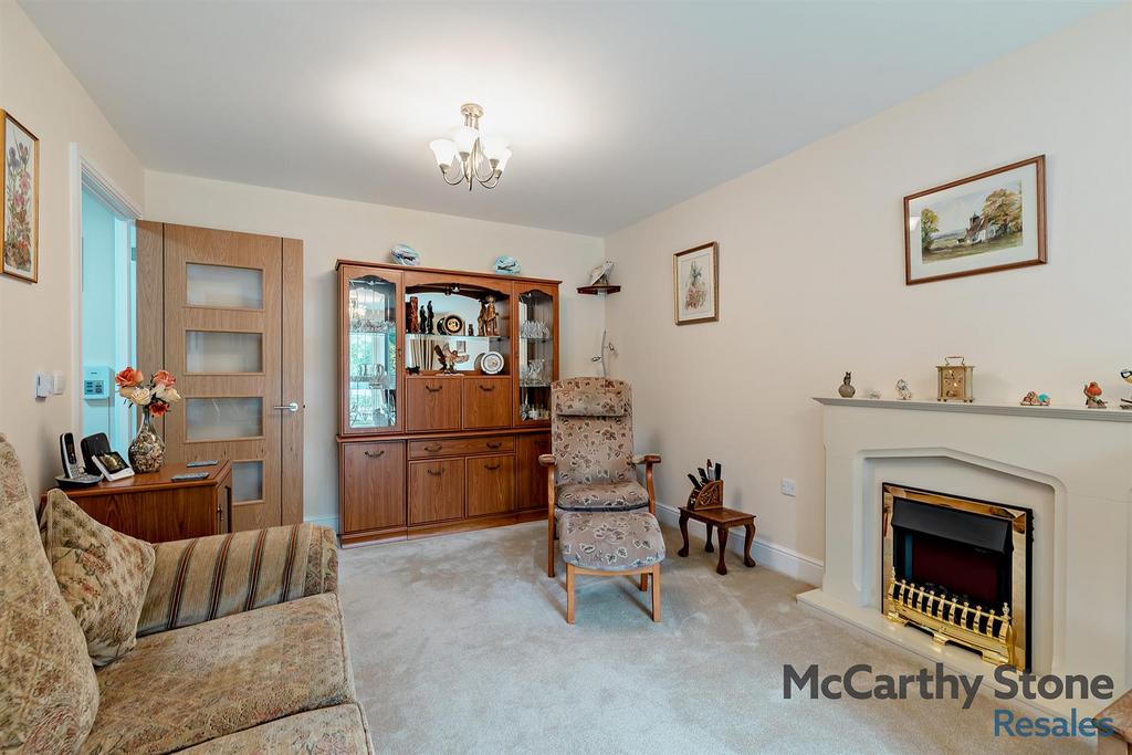 8658821-interior18-800.jpg