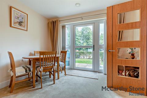 2 bedroom apartment for sale, Humphrey Court, The Oval, Stafford, Staffordshire, ST17 4SD