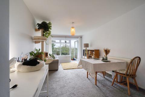 3 bedroom flat for sale, Dyke Road Avenue, Hove, BN3