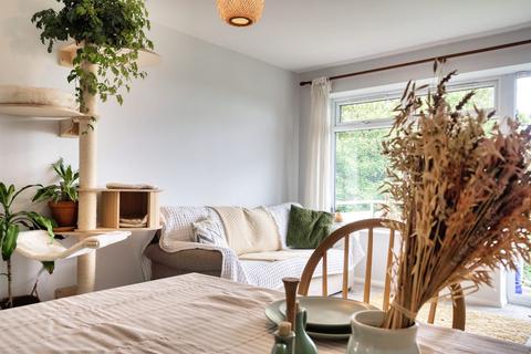 3 bedroom flat for sale, Dyke Road Avenue, Hove, BN3