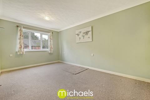 2 bedroom bungalow for sale, Victoria Gardens, Colchester, CO4