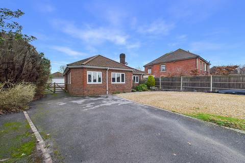 3 bedroom detached bungalow for sale, Warsash Road, Warsash SO31 9HU