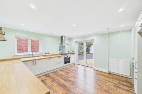 3 bedroom detached bungalow for sale, Warsash Road, Warsash SO31 9HU