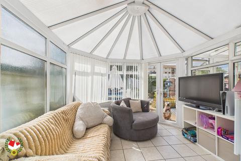 4 Birchall Avenue, Matson, Gloucester, GL4 6LW