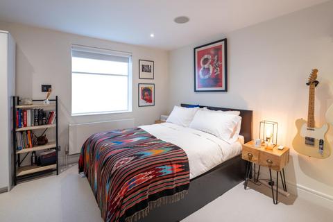 undefined, Wells Rise, London, NW8