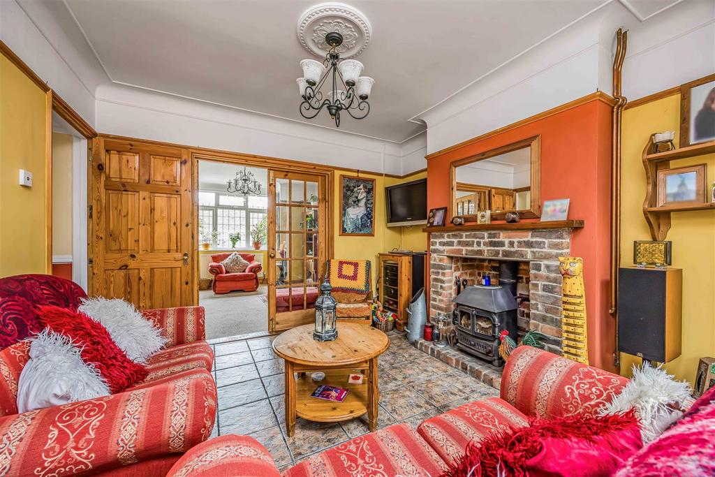 59 Woodfield Avenue, Drayton-Small-Portico Marketin