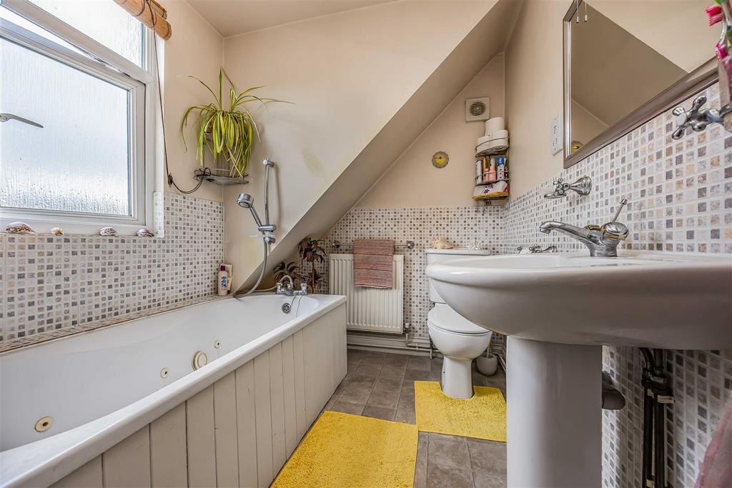 59 Woodfield Avenue, Drayton-Small-Portico Marketin
