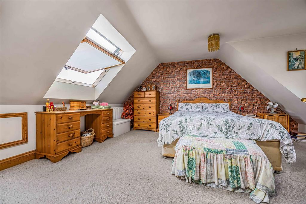 59 Woodfield Avenue, Drayton-Small-Portico Marketin