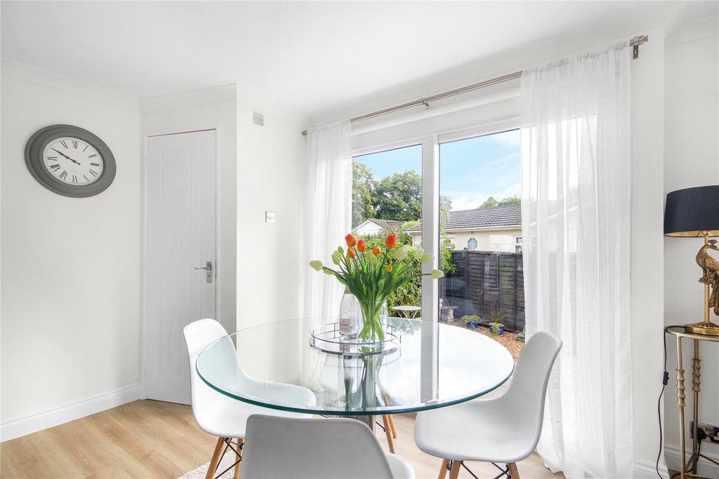 Living/Dining Room