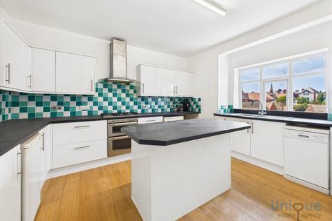 3 bedroom apartment for sale, Bromley Road,  Lytham St. Annes, FY8