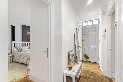 3 bedroom apartment for sale, Powell Road, London, E5