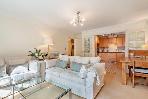 1 bedroom property for sale, London Road, Ascot