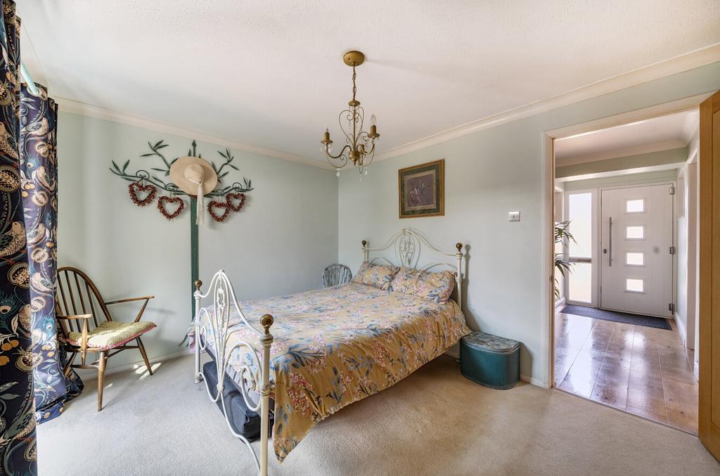 Dining/Bedroom