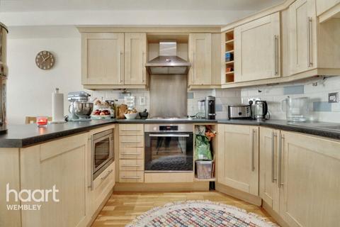 2 bedroom flat for sale, Wembley Park