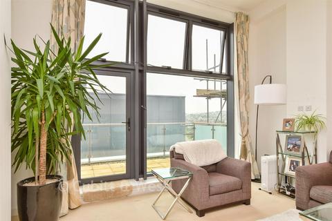 2 bedroom ground floor flat for sale, Longridge Avenue, Brighton, East Sussex