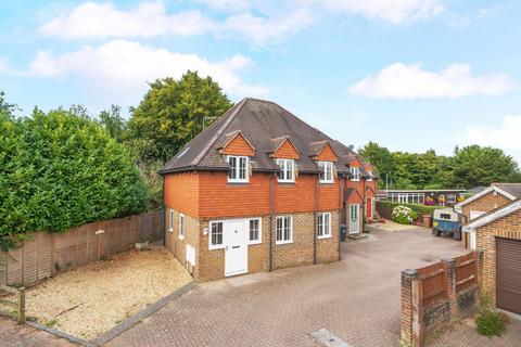 undefined, Chapel Lane, Godalming GU8