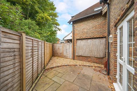 undefined, Chapel Lane, Godalming GU8