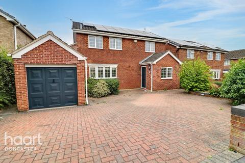 16 Bellerby Road, Skellow, Doncaster, DN6 8PD
