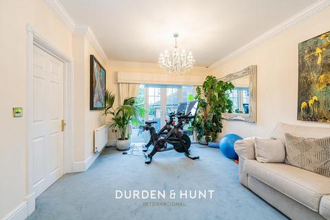 undefined, Regents Drive, Woodford Green, IG8