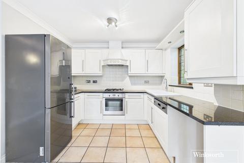 undefined, Denefield Gardens, Tilehurst, Reading, Berkshire, RG31