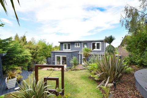 Waites Lane, Fairlight