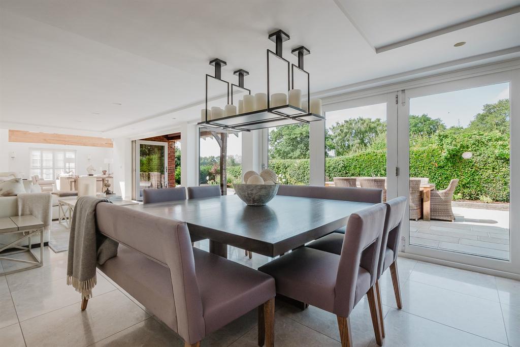 Open Plan Living Din