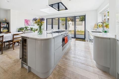 10 Ridgeway Close, Southwick, Brighton, BN42 4QQ