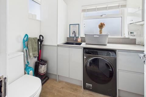 10 Ridgeway Close, Southwick, Brighton, BN42 4QQ
