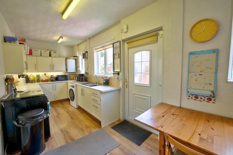 67 Broadpool Green, Whickham, Newcastle Upon Tyne, NE16 4RJ
