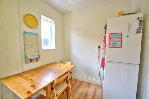 67 Broadpool Green, Whickham, Newcastle Upon Tyne, NE16 4RJ