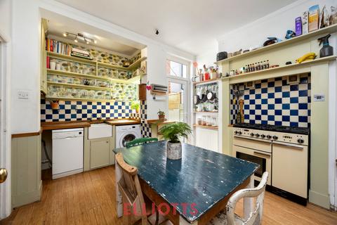 4 bedroom semi-detached house for sale, Glendale Road, Hove
