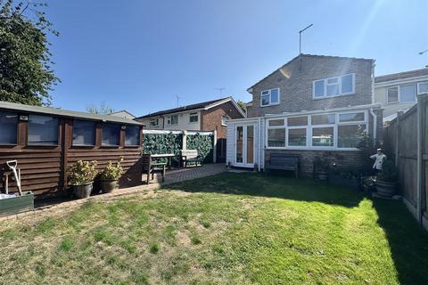 5 bedroom semi-detached house for sale, Crown Way, Southminster