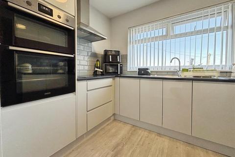 34 Queens Rise, Bradford, BD2 4BS