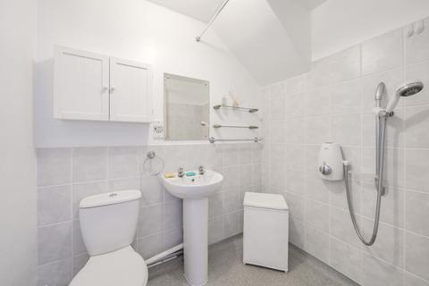 1 bedroom flat for sale, Thornton End, Holybourne, Alton, Hampshire, GU34