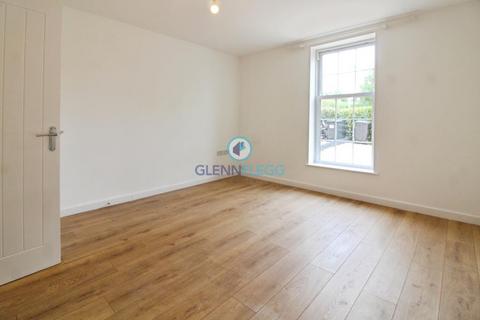 undefined, Bingham Road, Burnham