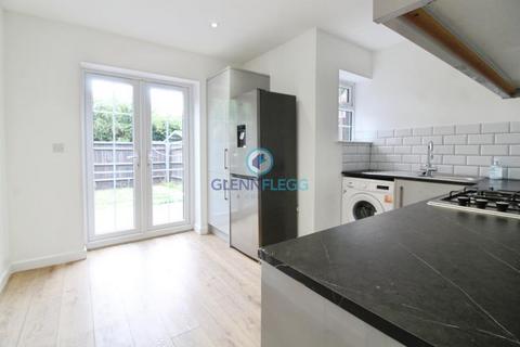 undefined, Bingham Road, Burnham