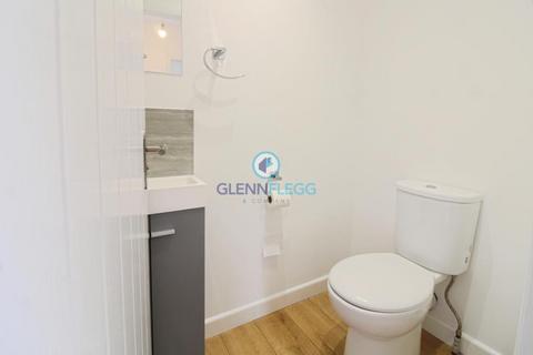 undefined, Bingham Road, Burnham