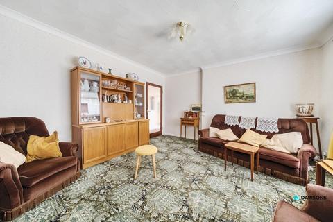 3 bedroom detached bungalow for sale, Y Llwyn, Llanelli
