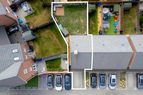 undefined, Grand Junction, Aylesbury HP22