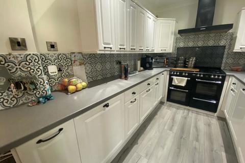 2 bedroom semi-detached house for sale, Winforde Crescent, Leicester LE3