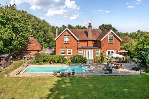 undefined, Farnham Road, Liss, GU33