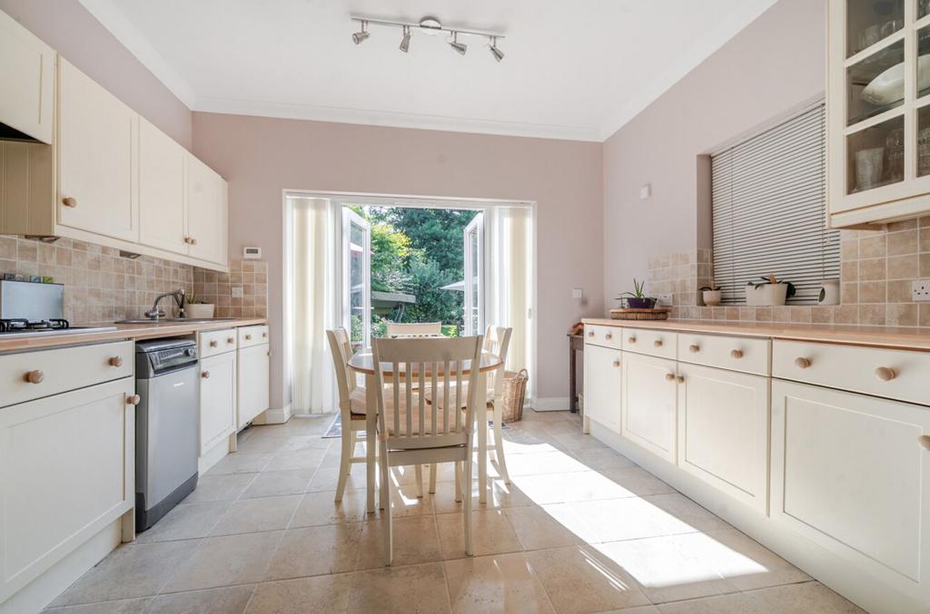 Internal Annexe