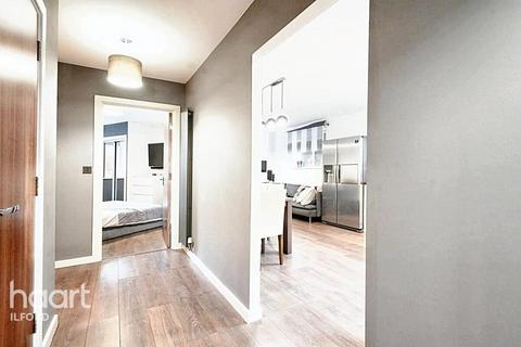 2 bedroom apartment for sale, Minter Road, Barking