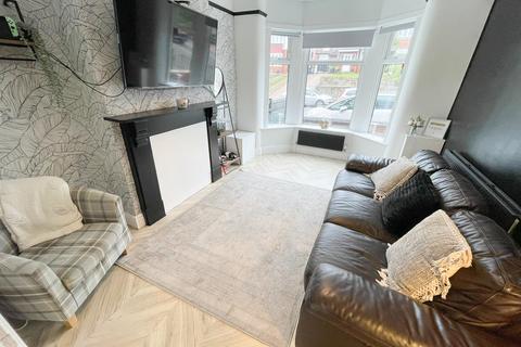 3 bedroom terraced house for sale, Stockport Road West, Bredbury