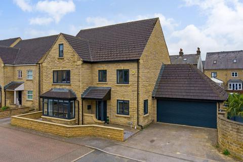 6 Cairn Avenue, Guiseley, Leeds, LS20 8QQ