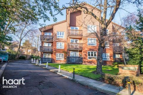 undefined, Cedar Close, London
